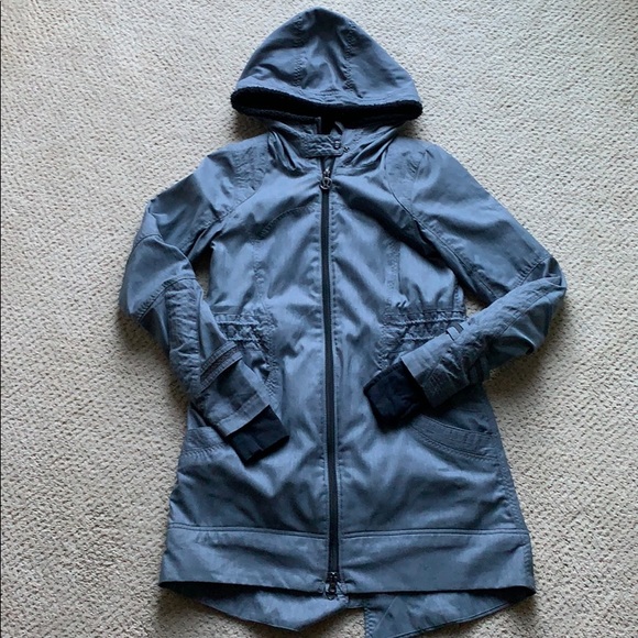 Lululemon Adirondack Rain Jacket 